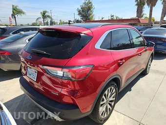 2020 Ford Escape Hybrid Titanium – miniatura 4