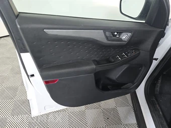 2020 Ford Escape S – miniatura 9