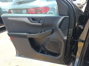 2020 Ford Escape S - miniatura 9