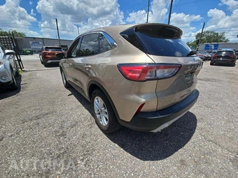 2020 Ford Escape SE – miniatura 2