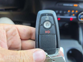 2020 Ford Escape SE – miniatura 5