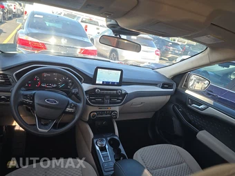 2020 Ford Escape SE – miniatura 11