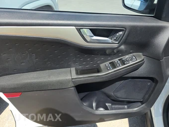 2020 Ford Escape SE – miniatura 9