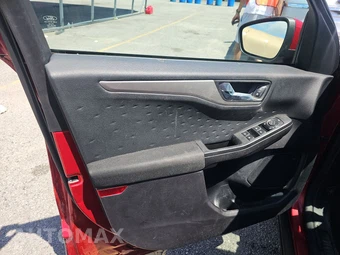 2020 Ford Escape SE - miniatura 9