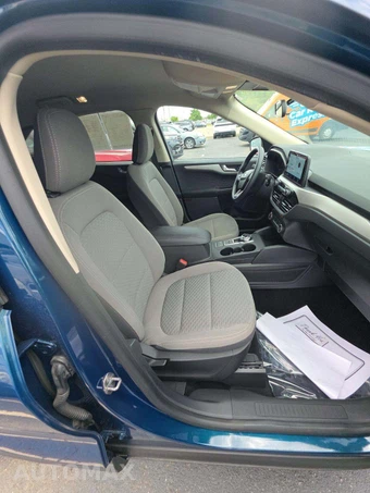 2020 Ford Escape SE – miniatura 15