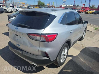 2020 Ford Escape SE - miniatura 3