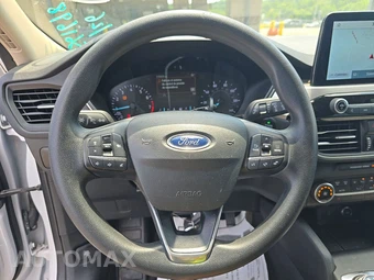2020 Ford Escape SE – miniatura 10