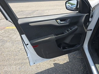 2020 Ford Escape SE – miniatura 9