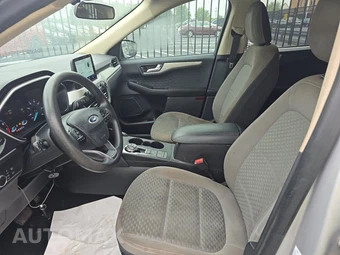 2020 Ford Escape SE – miniatura 7