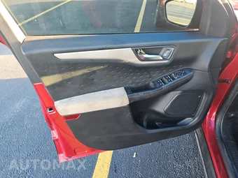 2020 Ford Escape SE – miniatura 9