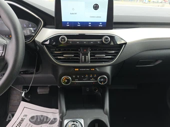 2020 Ford Escape SE - miniatura 11