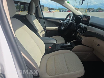 2020 Ford Escape SE – miniatura 8