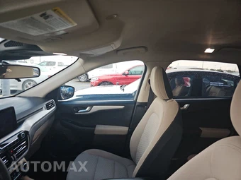 2020 Ford Escape SE - miniatura 18
