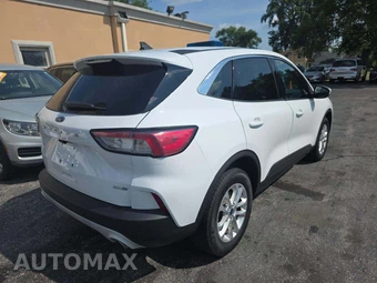 2020 Ford Escape SE – miniatura 3