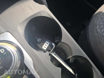 2020 Ford Escape SE – miniatura 8