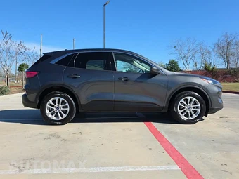 2020 Ford Escape SE – miniatura 5