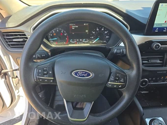 2020 Ford Escape SE – miniatura 10