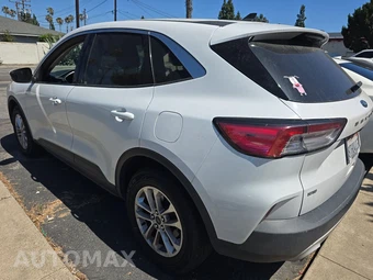 2020 Ford Escape SE – miniatura 6