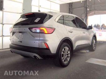 2020 Ford Escape SE – miniatura 4