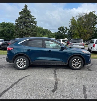 2020 Ford Escape SE - miniatura 6