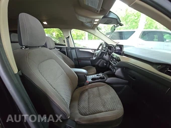 2020 Ford Escape SE – miniatura 8