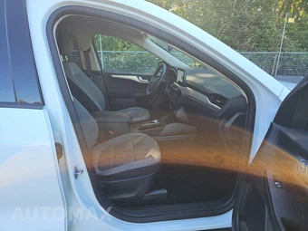2020 Ford Escape SE – miniatura 8
