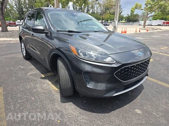 2020 Ford Escape SE – miniatura 3