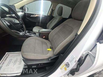 2020 Ford Escape SE – miniatura 6