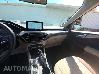 2020 Ford Escape SE – miniatura 10