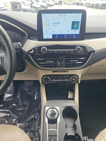 2020 Ford Escape SEL – miniatura 11