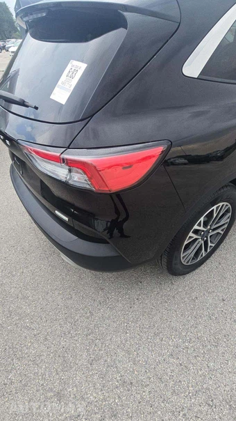 2020 Ford Escape SEL – miniatura 18