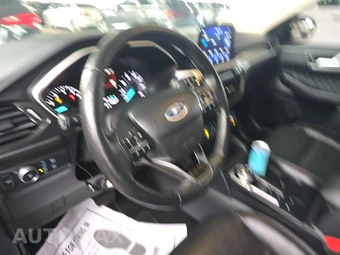 2020 Ford Escape SEL - miniatura 10