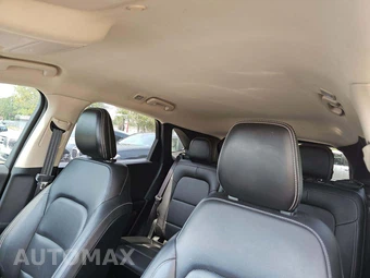 2020 Ford Escape SEL – miniatura 11