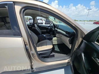 2020 Ford Escape SEL – miniatura 15