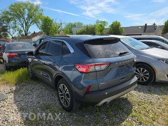 2020 Ford Escape SEL – miniatura 2