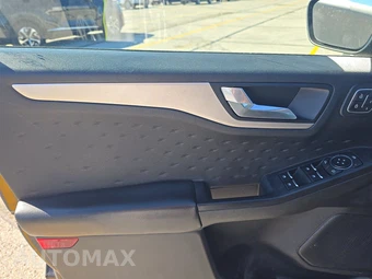 2020 Ford Escape SEL - miniatura 9