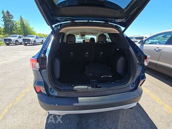 2020 Ford Escape SEL - miniatura 16