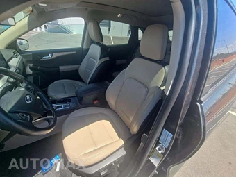 2020 Ford Escape SEL – miniatura 3