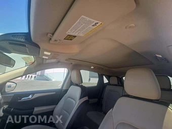 2020 Ford Escape SEL – miniatura 8