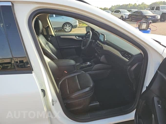 2020 Ford Escape SEL – miniatura 8