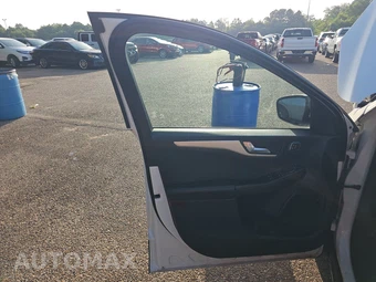 2020 Ford Escape SEL – miniatura 9