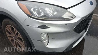2020 Ford Escape SEL – miniatura 21