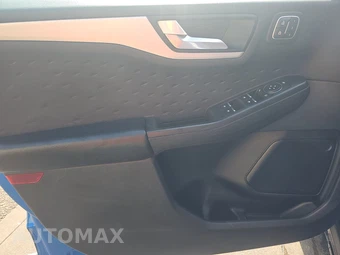 2020 Ford Escape SEL - miniatura 9