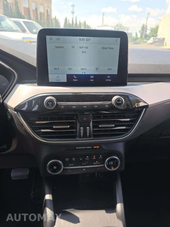 2020 Ford Escape SEL – miniatura 10