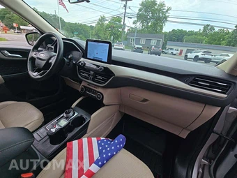 2020 Ford Escape SEL – miniatura 19