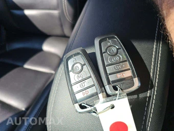 2020 Ford Escape SEL - miniatura 8