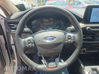 2020 Ford Escape SEL - miniatura 10