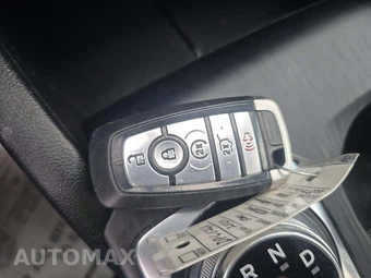 2020 Ford Escape SEL – miniatura 5