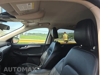 2020 Ford Escape SEL - miniatura 18