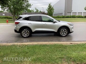 2020 Ford Escape Titanium - miniatura 4